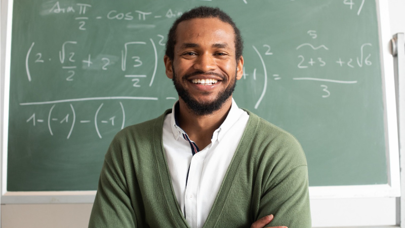 Öka kompetens eller byt karriär med nytt omställningsstudiestöd