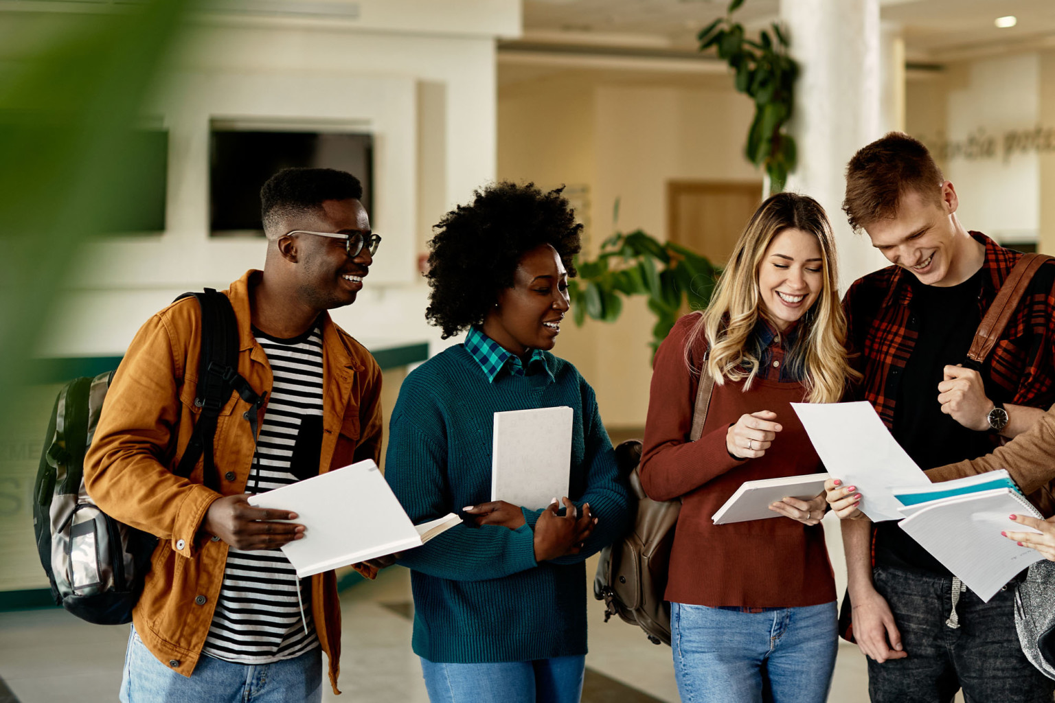 Nu kan du ansöka till höstens utbildningar!